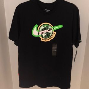 Nike Standard Fit black T shirt